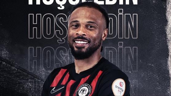 �orum FK, Alfredo Fredy'i kadrosuna katt�