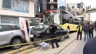 Dura�a girip, 4 ki�iye �arpt�: Otob�s s�r�c�s�ne dava a��ld�