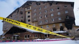 Grand Kartal Otel yang�n�nda m�ebbet ya�muru! 78 can�n hesab� soruldu