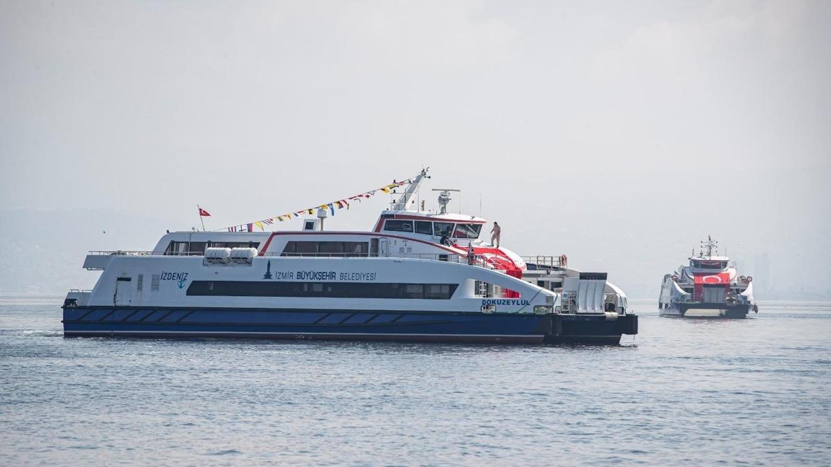 �zmir'de arabal� vapur seferleri normale d�nd�