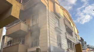 Kocaeli'de korku dolu anlar: 4 katl� binada yang�n