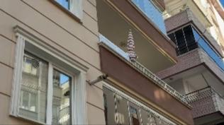 Samsun'da kahreden olay! 70 ya��ndaki kad�n balkondan d��t�