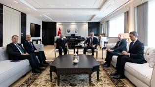 Bakan Fidan, K�B Genel Sekreteri Bahaddin'i kabul etti