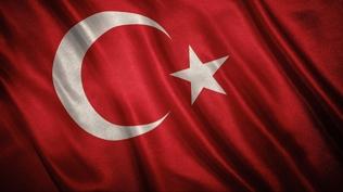 D�rt b�y�klerden T�rk bayra��na yap�lan sald�r�ya tepki