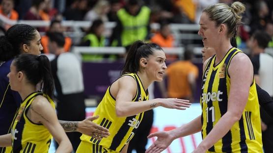 Fenerbah�e Opet yar�n �talya deplasman�nda