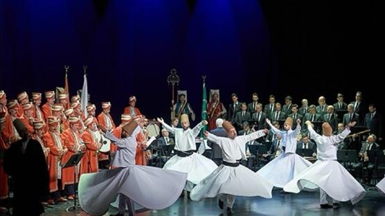 'Kopuzdan G�n�m�ze' konseri AKM'de ger�ekle�ti!