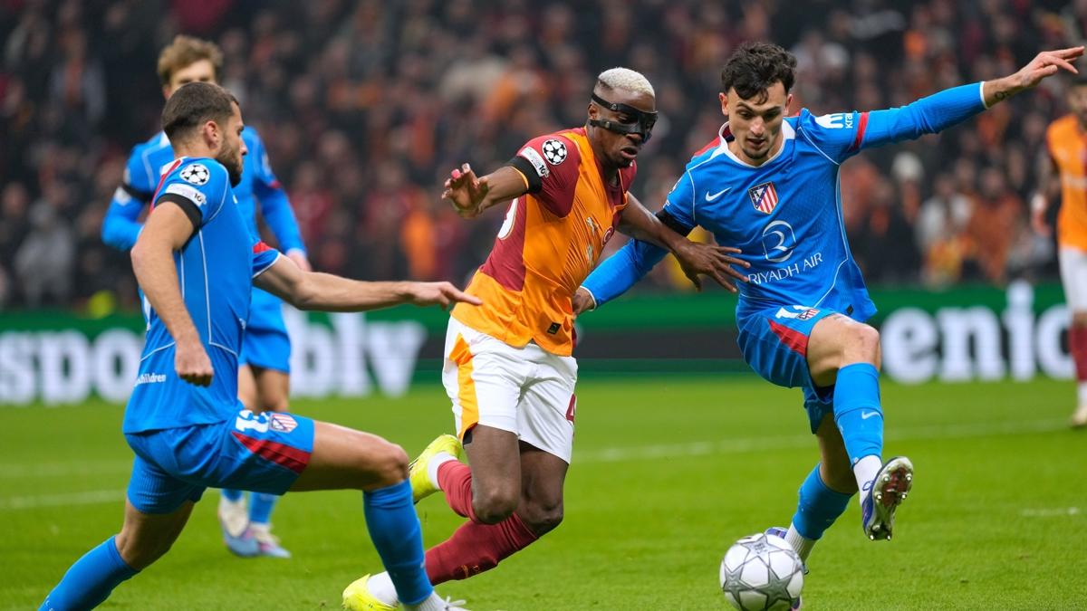 Osimhen, 39 g�n sonra formas�na kavu�tu