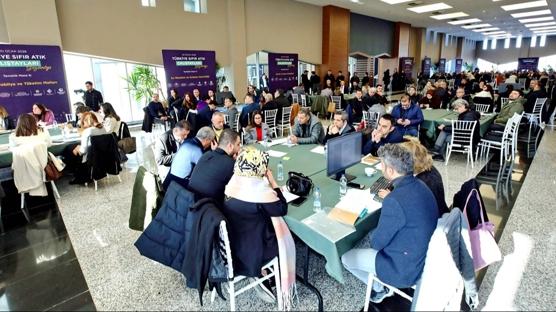 Sıfır Atık'ta 14 maddelik tematik model: 300 paydaş Gaziantep'te buluştu