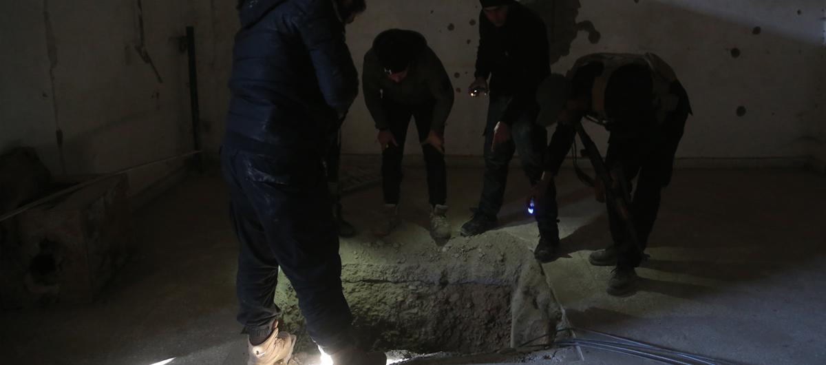 Stadyumun alt�nda tespit edildi: YPG'den kurtar�lan �ehirde g�r�nt�lendi