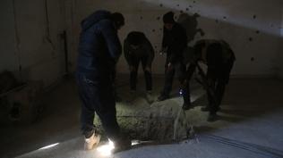 Stadyumun alt�nda tespit edildi: YPG'den kurtar�lan �ehirde g�r�nt�lendi