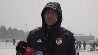 Burak Y�lmaz: Tamamen Konyaspor ma��n� kazanmaya konsantre durumday�z