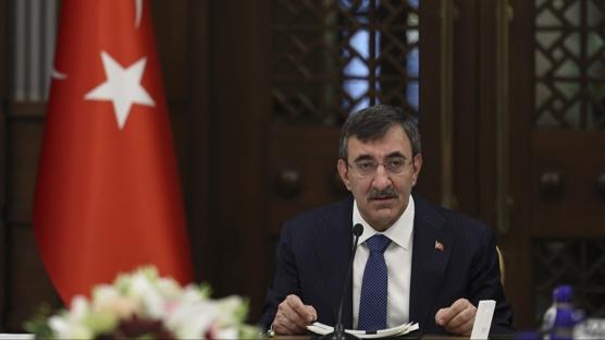 Cevdet Yılmaz'dan yapay zeka uyarısı: Küresel istihdamın yüzde 25'i etkilenecek