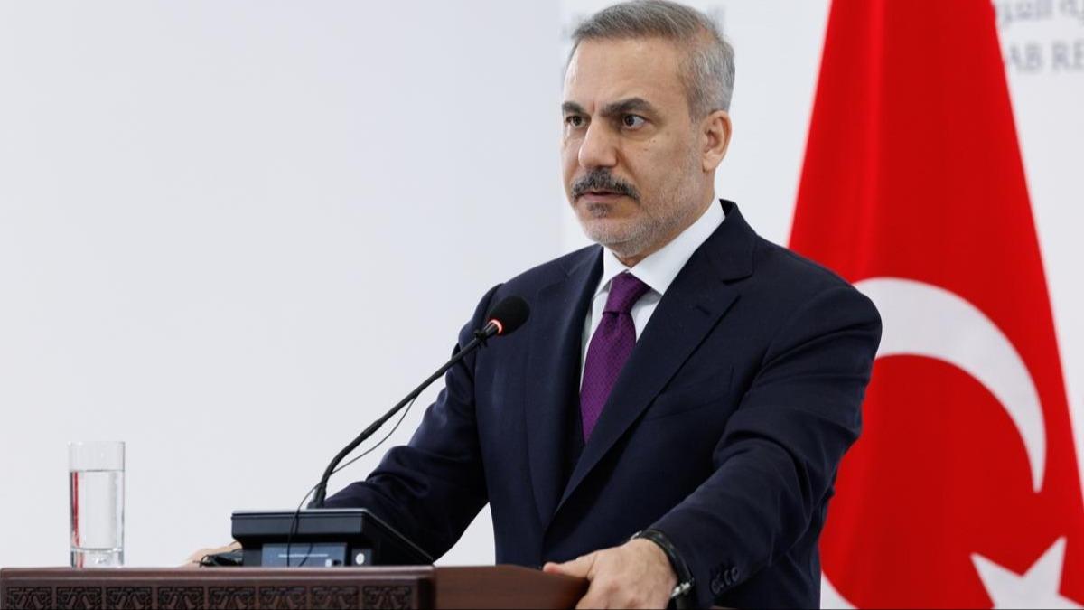 Dünyanın gözü bu zirvede! Bakan Fidan, Gazze Barış Kurulu imza töreni için Davos'ta