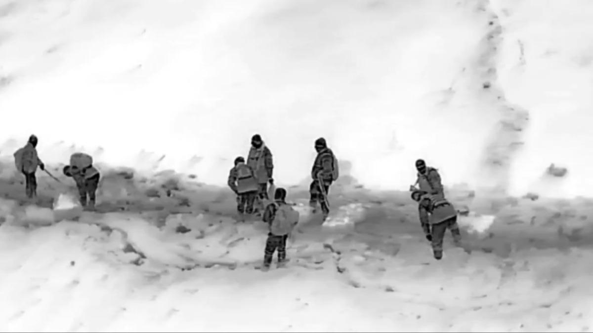 Hakkari'de 860 kg uyuşturucu madde ele geçirildi