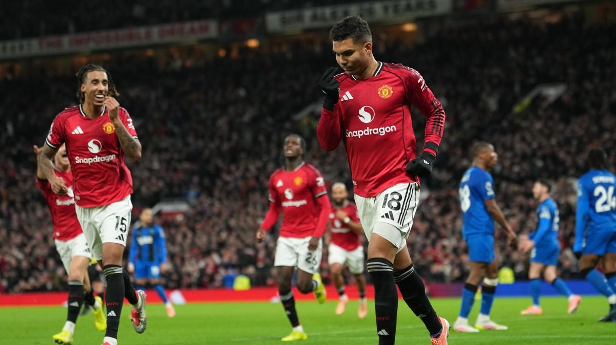 Manchester United'dan Casemiro karar�