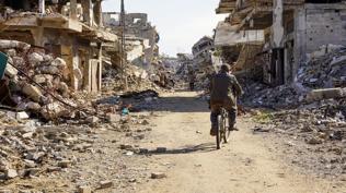 Soyk�r�mc� �srail ordusu ate�kes dinlemiyor! Gazze'ye havadan ve karadan sald�r�lar s�r�yor