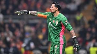 Uğurcan Çakır kalesine duvar ördü