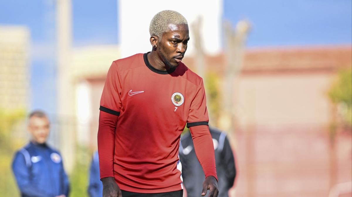 Gen�lerbirli�i'nden Onyekuru'nun gelece�ine dair a��klama