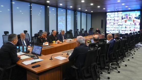 ��i�leri'nde kritik toplant�: 81 il ayn� masada bulu�tu