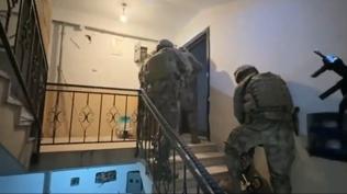 Sakarya'da ter�r �rg�t� DEA�'a darbe: Y�zlerce �rg�tsel materyal ele ge�irildi