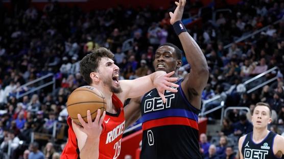 Alperen �eng�n'den galibiyete 19 say�l�k katk�