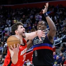 Alperen �eng�n'den galibiyete 19 say�l�k katk�