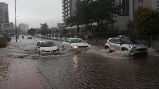 Sar� kod ile uyar�lan ilde hayat fel� oldu