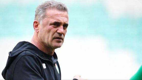 Bursaspor, Tahsin Tam ile yollar�n� ay�rd�