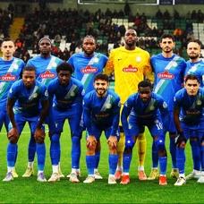 �aykur Rizespor evinde 3 puan pe�inde