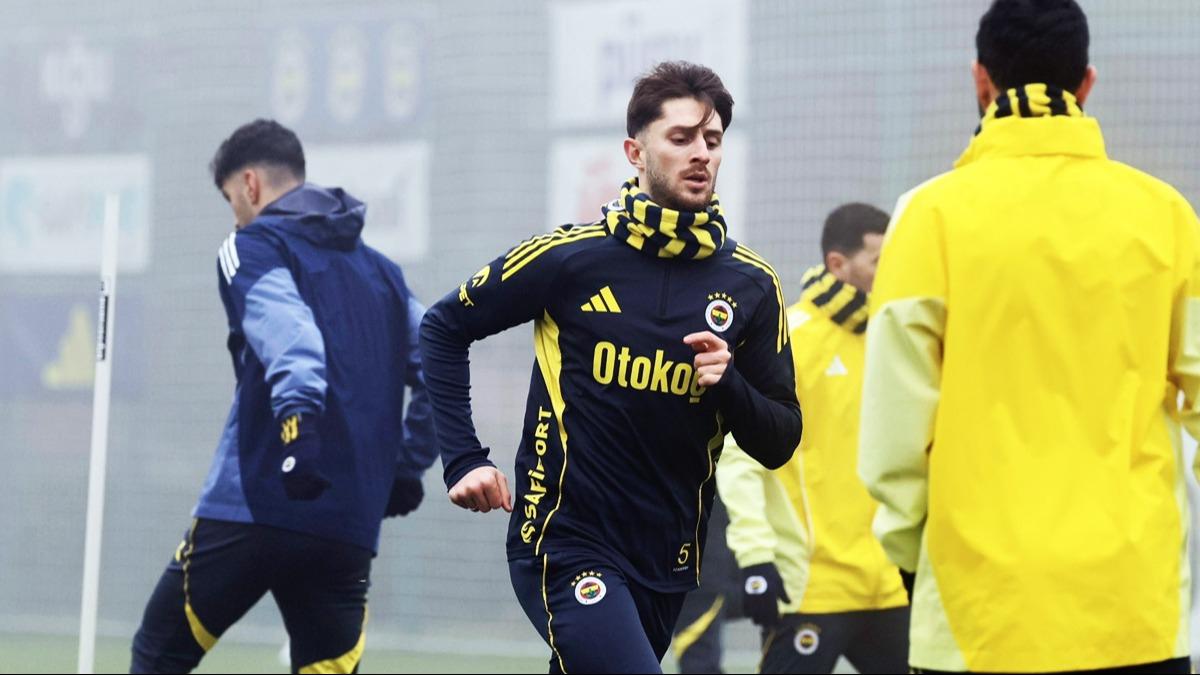 Fenerbah�e, zorlu G�ztepe ma��na haz�r