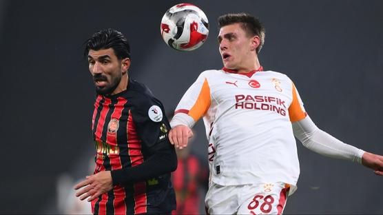 Kaz�mcan Karata�: Hocam�z gen�lere �ok �nem veriyor