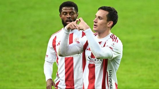 Antalyaspor evinde hata yapmad�