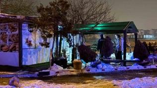 Babas�n�n b�fesini kur�unlay�p ka�t�