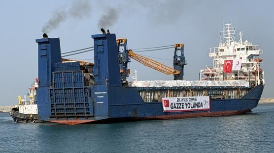 Gazze'ye yard�m ta��yan T�rk K�z�lay gemisi El Ari� liman�na ula�t�