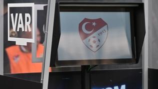 ��te S�per Lig'de g�n�n VAR hakemleri