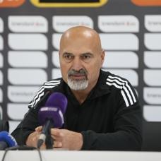 Levent A��kg�z: Kazanarak s�k�nt�l� s�ralamadan kurtulmak istiyoruz