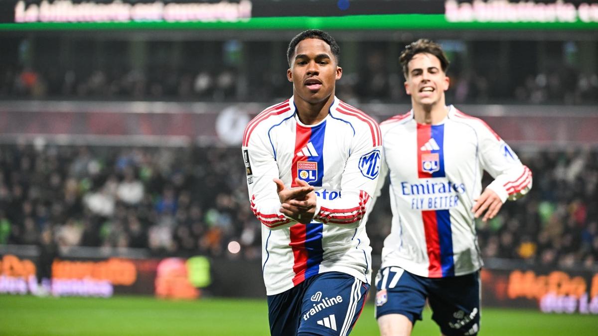 Lyon, Metz'i 5 golle ge�ti