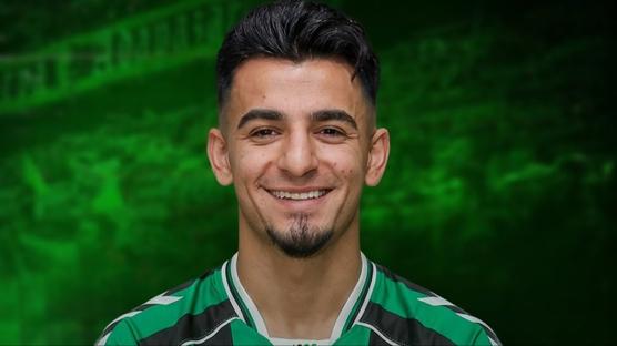 Sakaryaspor, Melih Bostan'� renklerine ba�lad�
