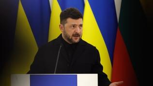 Zelenski'den bar�� yorumu: 'Topraklar�m�z konusundaki tutumum de�i�medi'