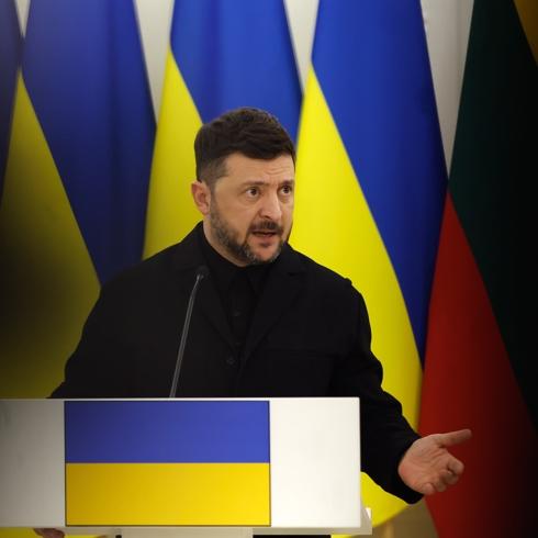 Zelenski'den bar�� yorumu: 'Topraklar�m�z konusundaki tutumum de�i�medi'