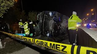 Adana'da devrilen otob�steki 8 ki�i yaraland�