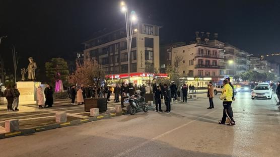 Antalya'da bıçaklı kavga: 7 kişi yaralandı