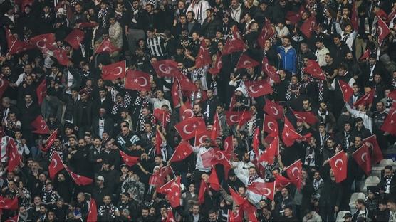 Taraftarlar tepki g�sterdi