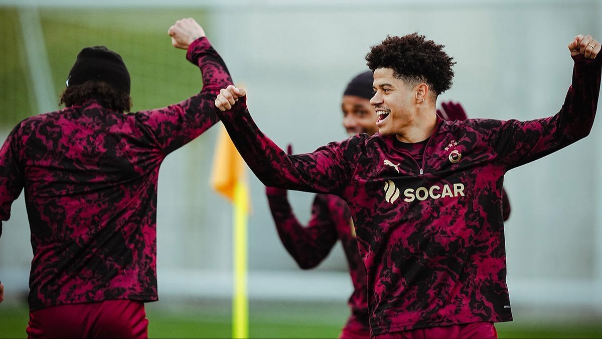 Galatasaray, Manchester City s�nav�na haz�rlan�yor