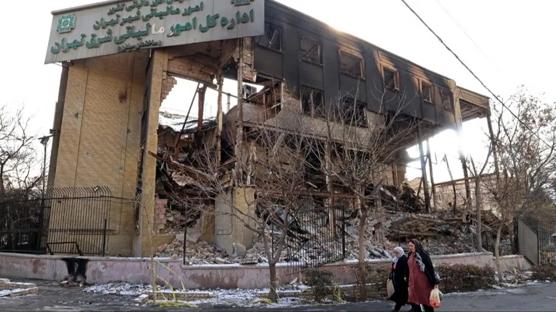 �ran'daki olaylarda �lenlerin say�s� 5 bin 848'e y�kseldi