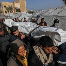 �srail soyk�r�ma son vermiyor! Gazze'de �ehit say�s� 71 bini a�t�