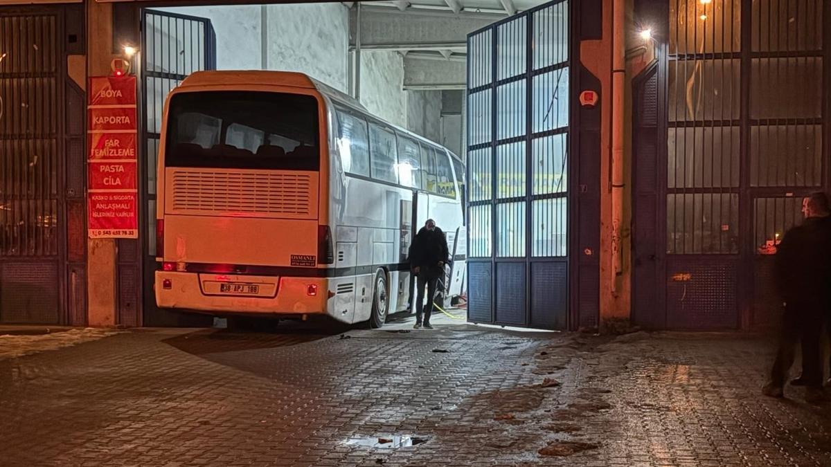 Kayseri'de korkunç kaza... Otobüsün altında kalan kişi hayatını kaybetti