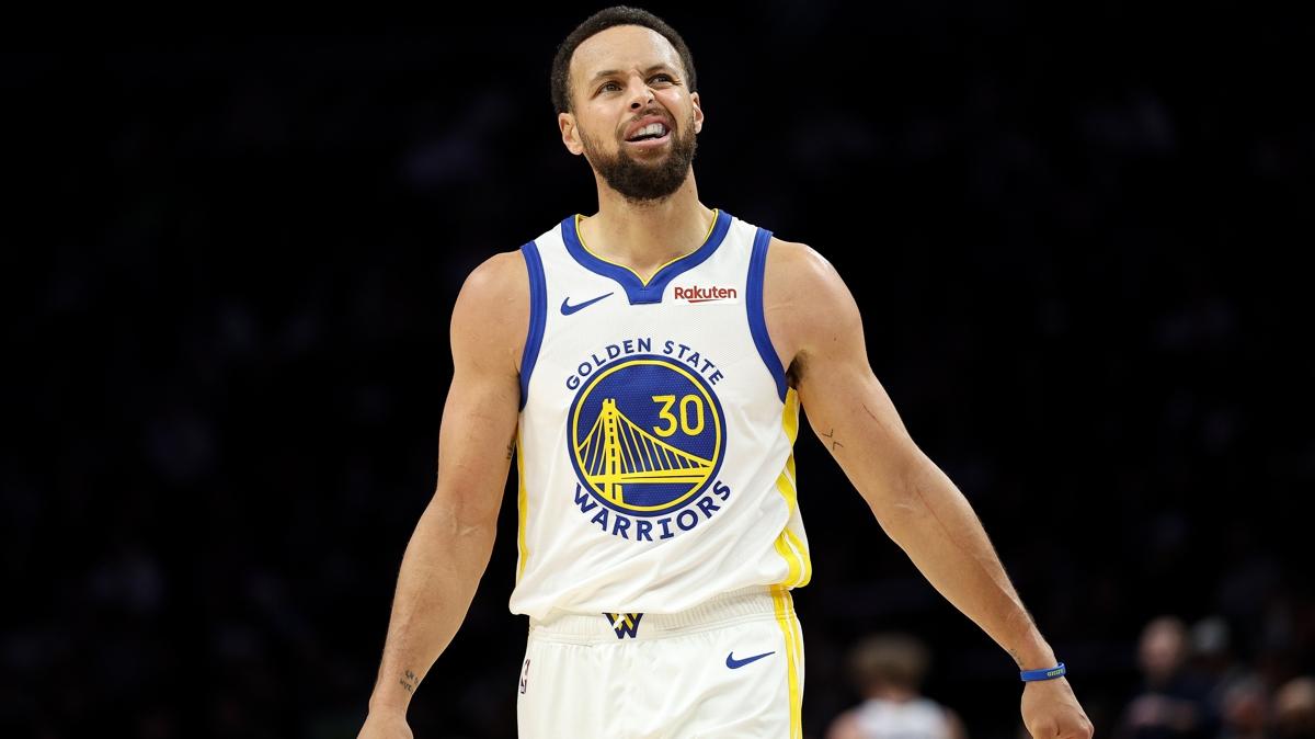 Stephen Curry, NBA tarihine ge�ti