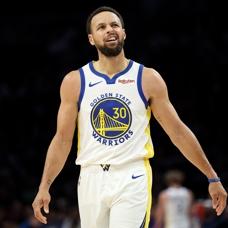 Stephen Curry, NBA tarihine ge�ti
