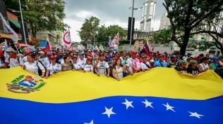 Venezuela'da Maduro i�in serbest b�rakma �a�r�lar� s�r�yor